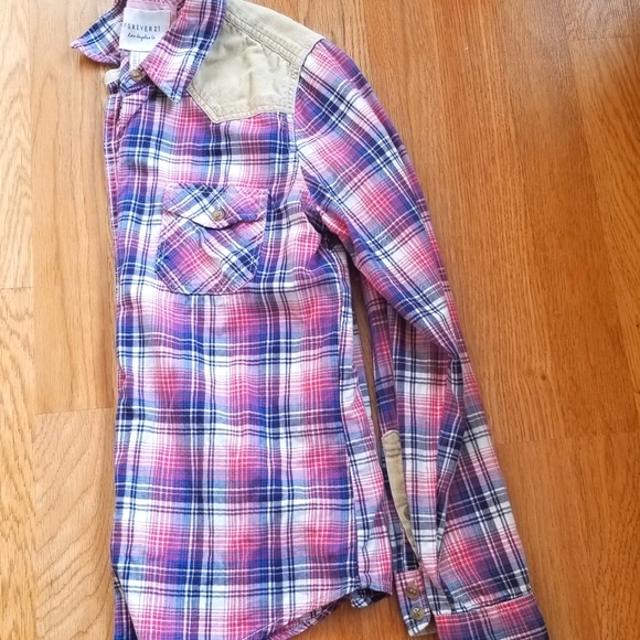 Womens Forever 21 button down shirt - Picture 5 of 8